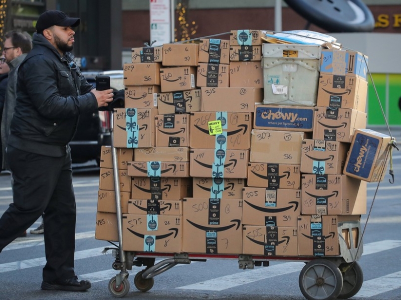 Amazon diminui ritmo e divulga lucro menor do que o esperado